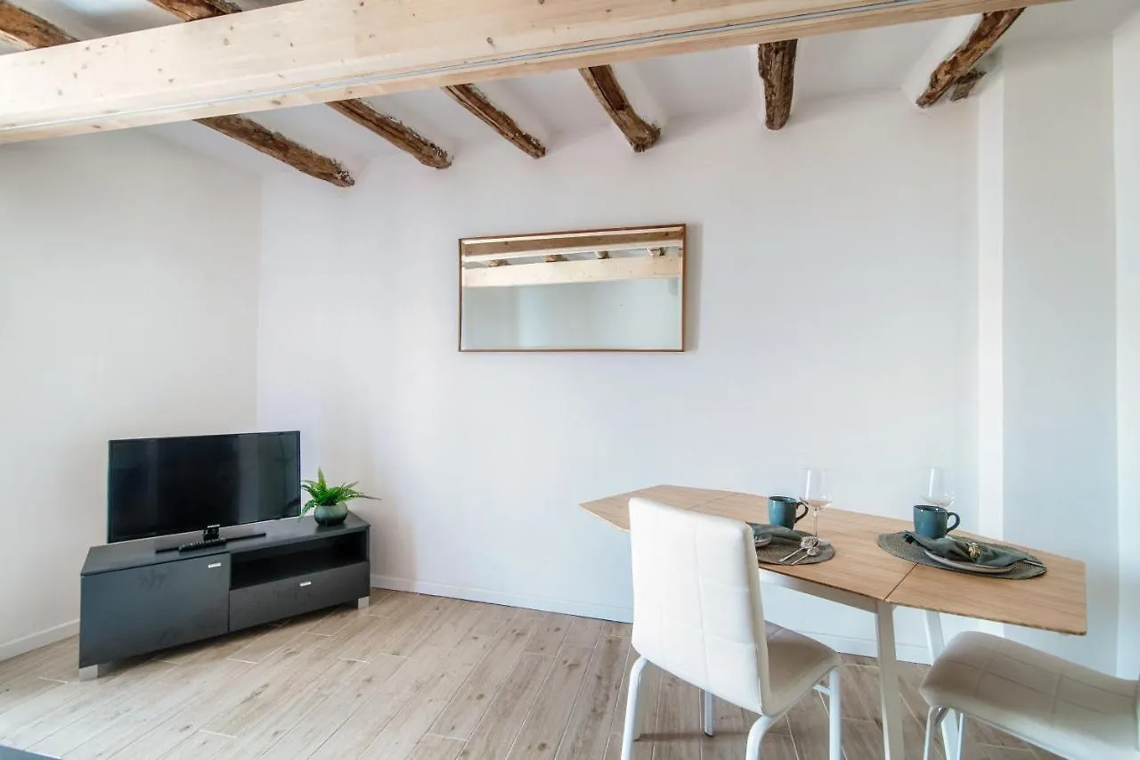 Acqua - By Myhomeincomo Moltrasio Appartement