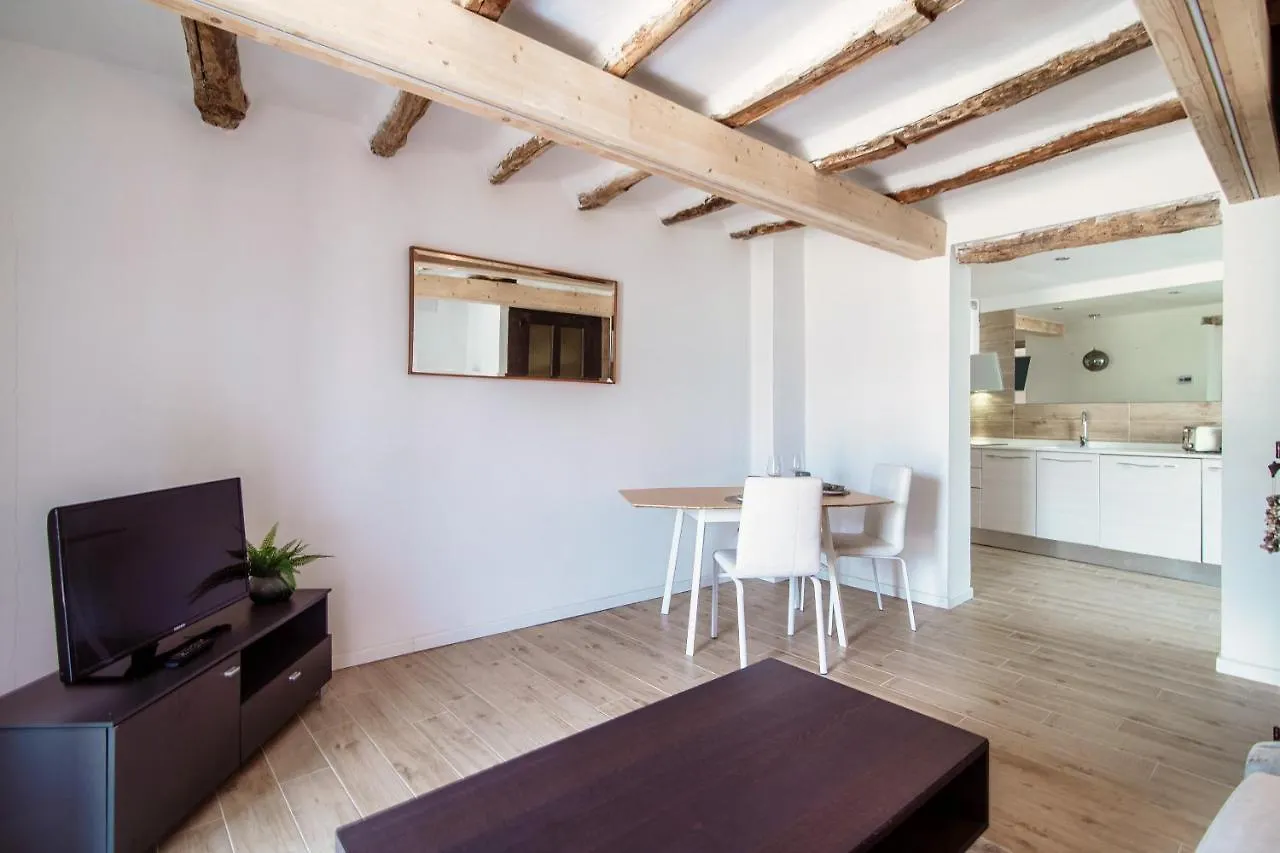 Acqua - By Myhomeincomo Moltrasio