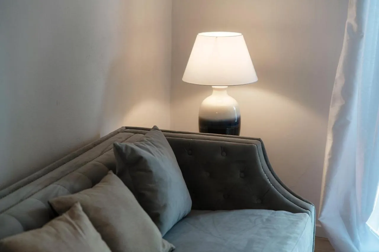 Acqua - By Myhomeincomo Moltrasio
