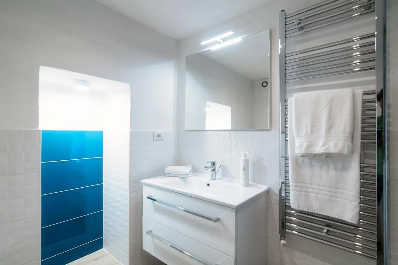Appartement Acqua - By Myhomeincomo Moltrasio